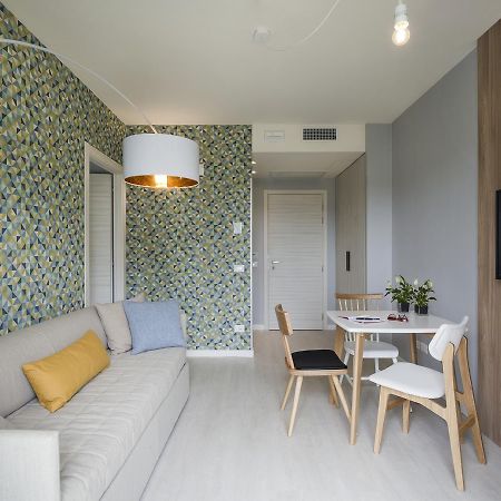 Hatelier Garda Home By Enjoy Garda Hotel Peschiera del Garda Exterior foto