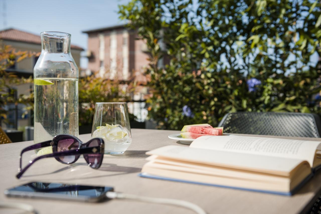 Hatelier Garda Home By Enjoy Garda Hotel Peschiera del Garda Exterior foto